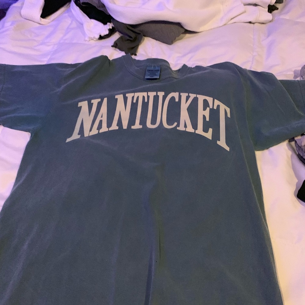 GREEN NANTUCKET TEE
